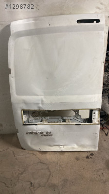 Fiat Doblo maxi 2015 ve üstü Sol arka bagaj kapağı