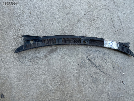 Toyota corolla ön cam ızgarası