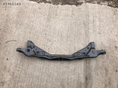 BMW X1 U11 ÖN PANEL DEMİRİ 51648737300