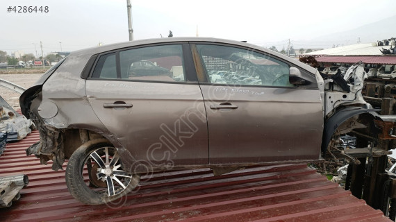 FİAT BRAVA SAĞ ARKA KAPI ÇIKMA ORJİNAL