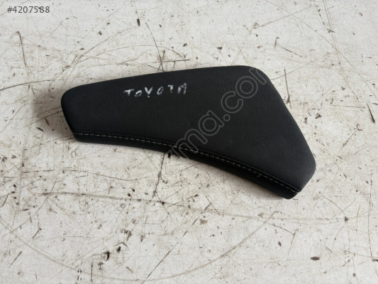 TOYOTA COROLLA İÇ TRİM PARÇASI