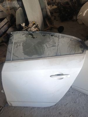Fluence sol arka kapı