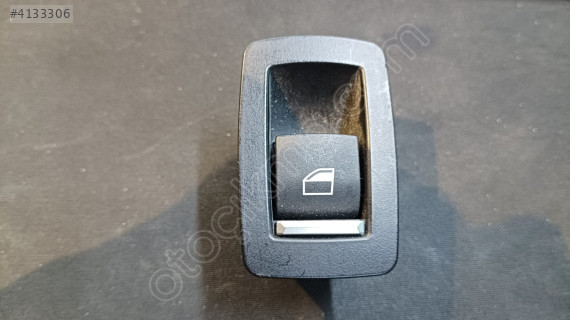 BMW F30 F25 F15 F16 ARKA SAĞ SOL CAM DÜĞMESİ 9361936-01 613193619