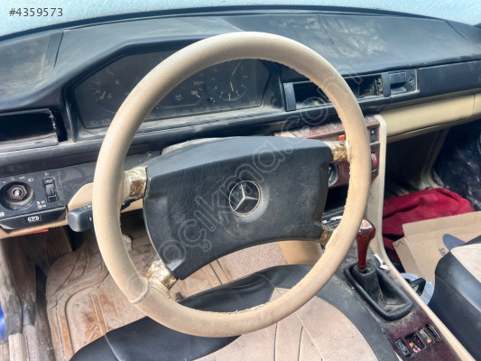 W124 MERCEDES 86 MODEL DİREKSİYON SİMİDİ ÇIKMA ORJİNAL