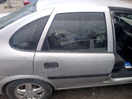 ÖZMEN OPEL VECTRA B SAĞ ARKA KAPI KİLİDİ CAM KRİKOSU