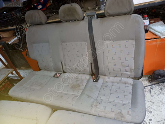 volkswagen transporter t5 arka üçlü koltuk