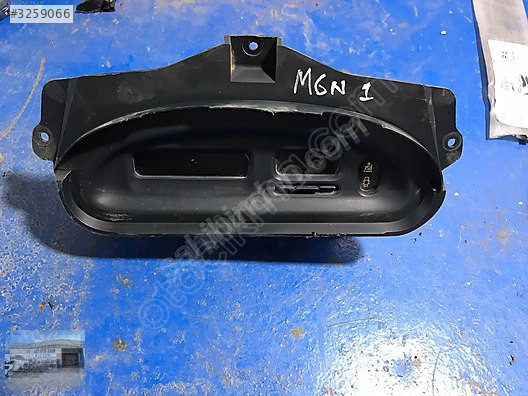 OTO CEMDEN ÇIKMA RENAULT MEGANE 1 RADYO GÖSTERGESİ