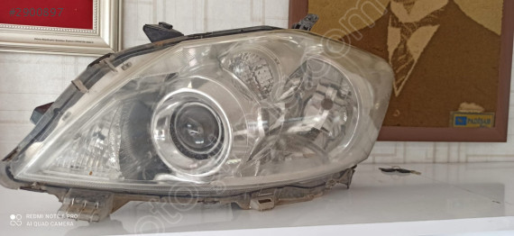 TOYOTA AURİS SOL ÖN FAR