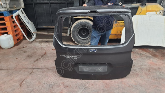 ford tourneo courier arka bagaj