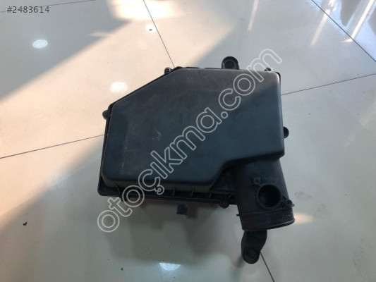 VOLVO V40 HAVA FİLTRE KUTUSU