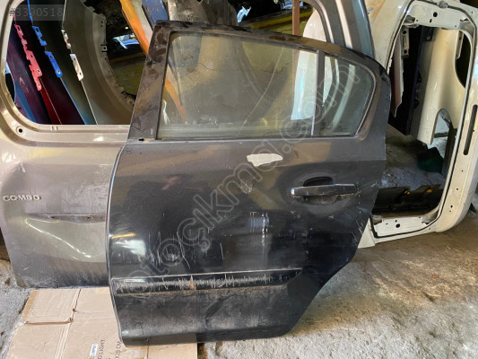 OPEL CORSA D SOL ARKA KAPI DOLU SÖKME CANCAN OPEL