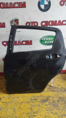 TOYOTA YARİS SOL ARKA KAPI