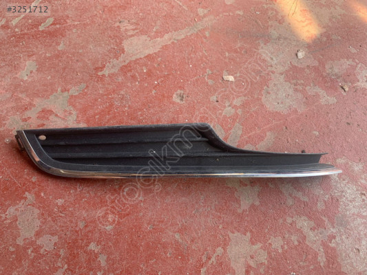 VOLKSWAGEN GOLF ÖN TAMPON IZGARASI SAĞ ALT 5G0853666