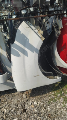 Fiat Doblo 2012 model sağ ön çamurluk