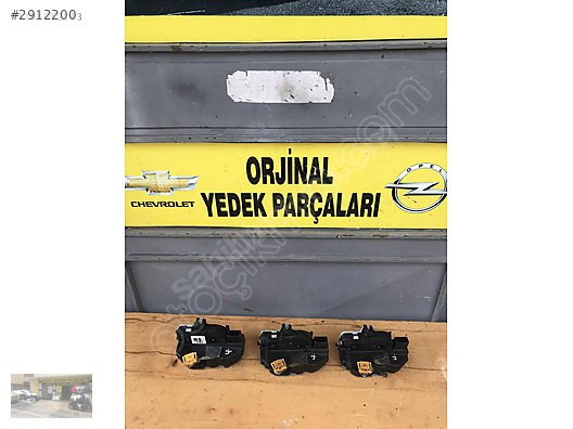 Opel astra j kapı kilidi ORJİNAL OTO OPEL ÇIKMA