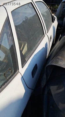 OPEL VECTRA A SAG ARKA KAPI DOLU.OTO ERKAN ÜNYE