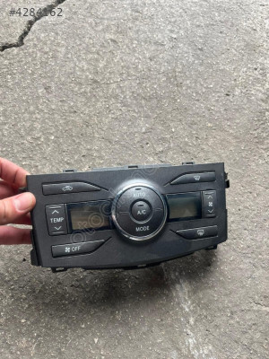 TOYOTA COROLLA KLİMA KONTROL PANELİ
