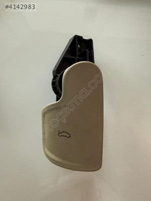 Kaput Açma Kolu Audi A6 2019-2025 4K1823633B