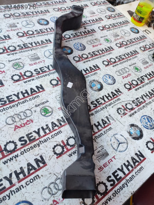 5F0867609B Seat Leon 2015 Orta konsol iç havalandırma kanalı