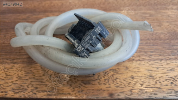 Mercedes Benz W238 Darbe Sensörü A2139055513