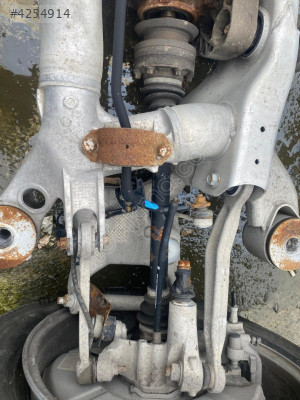 BMW 7.30 E65 kasa sağ arka aks