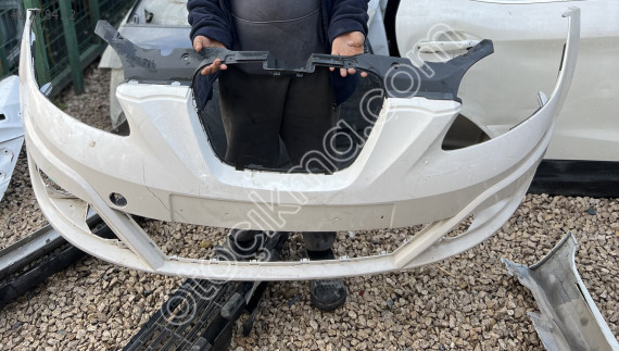 Seat altea çıkma ön tampon