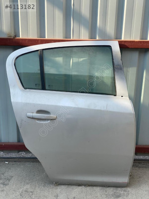 Opel Corsa D Sağ Arka Kapı Gümüş Gri Hatasız