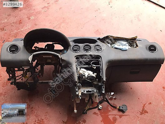 OTO CEMDEN ÇIKMA VOLKSWAGEN CADDY TORPİDO