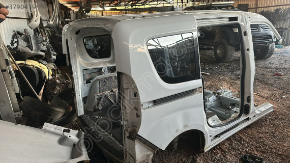 2017 Fiat Doblo yarım arka tavan 80000