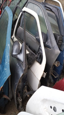 Ford sierra sağ ön kapı