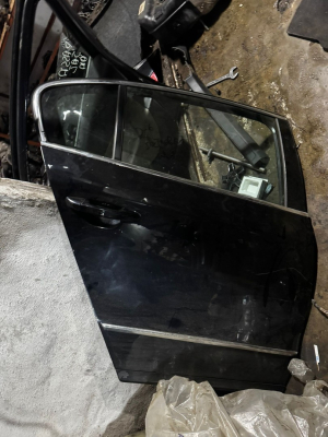 VOLKSWAGEN PASSAT B6 SAĞ ARKA KAPI
