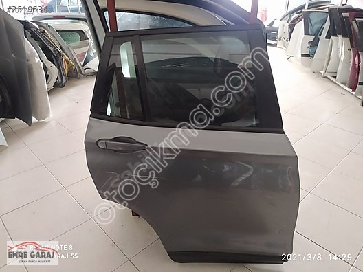 BMW X3 F25 SAĞ ARKA KAPI
