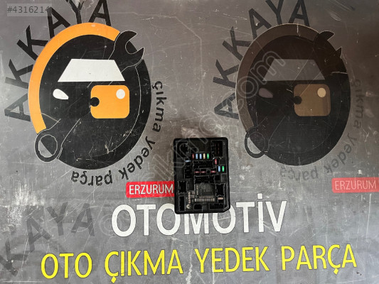 284B73384R Clio 5 UPC Beyni / Motor içi Sigorta Kutusu Çıkma