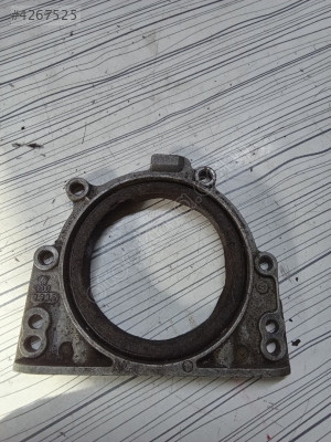 Volkswagen Golf 4 1.6 Bfq Motor Arka Krank Keçesi