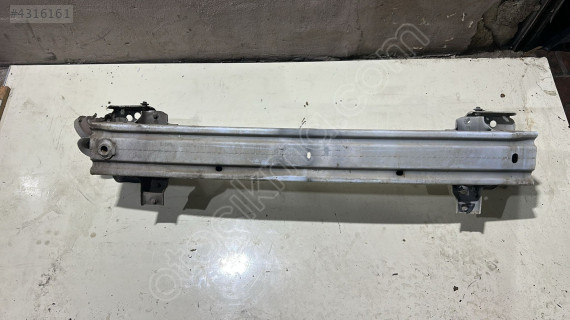 2015 FORD COURİER 1.5 DİZEL ÖN TAMPOM DEMİRİ