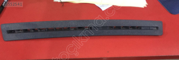 NİSSAN D21 ÖN CAM HAVA IZGARASI 6874201G01