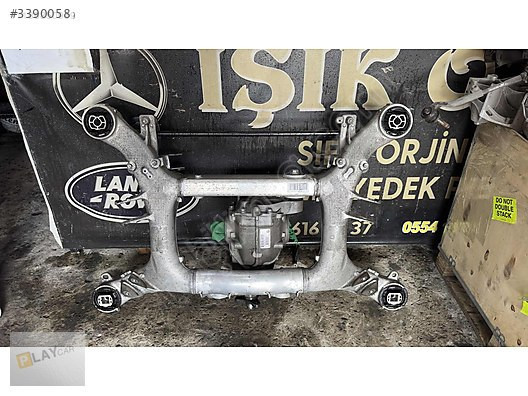BMW 5 SERİSİ G30 ARKA TRAVERS ORJİNAL HATASIZ