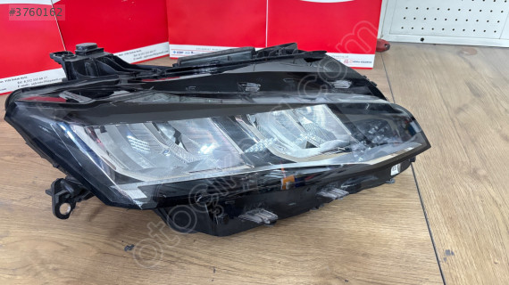 Peugeot 408 2022-2024 Sağ Far 9851673580