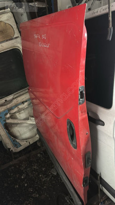 RENAULT TRAFİC SAĞ SÜRGÜ KAPI KONUK OTO