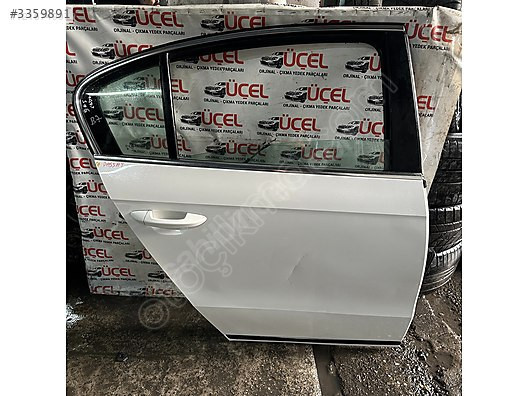 VOLKSWAGEN PASSAT B7 SAĞ ARKA KAPI ÜÇEL OTO ÇIKMA BURSA