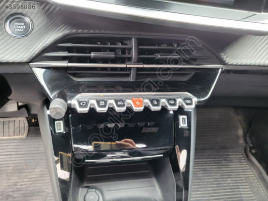 2023 Peugeot 2008 KLİMA HAVALANDIRMA KONTROL PANELİ