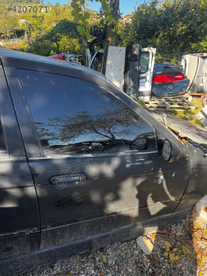 Bmw E36 Sağ Ön Kapı