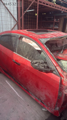 2017 HONDA CIVIC ÇIKMA ORJİNAL HATASIZ SAĞ ÖN KAPI