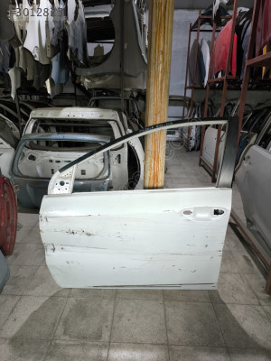 TOYOTA COROLLA SOL ÖN KAPI 2013-2018 ÇIKMA PARÇA ORJİNAL