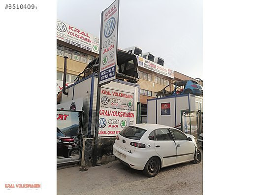 SEAT iBİZA SAĞ ARKA BEYAZ ÇIKMA ORJİNAL KAPI