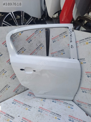 Opel Corsa d sağ arka kapı (hasarlı ürün)