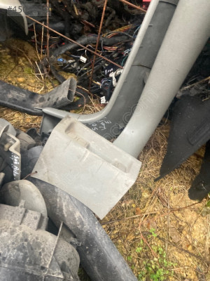 Renault kango torpido dekoratif pilastigi