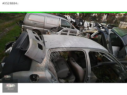 Renault Clio 2005 model sedan tavan