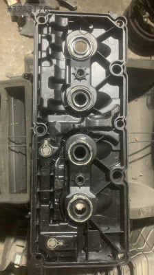 Volkswagen grubu külbütör kapağı çıkma