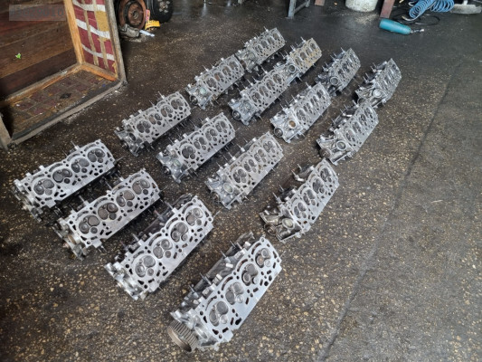 TOYOTA COROLLA 1.33 ÇIKMA ORJİNAL SİLİNDİR KAPAĞI ÇAVUŞOĞLU